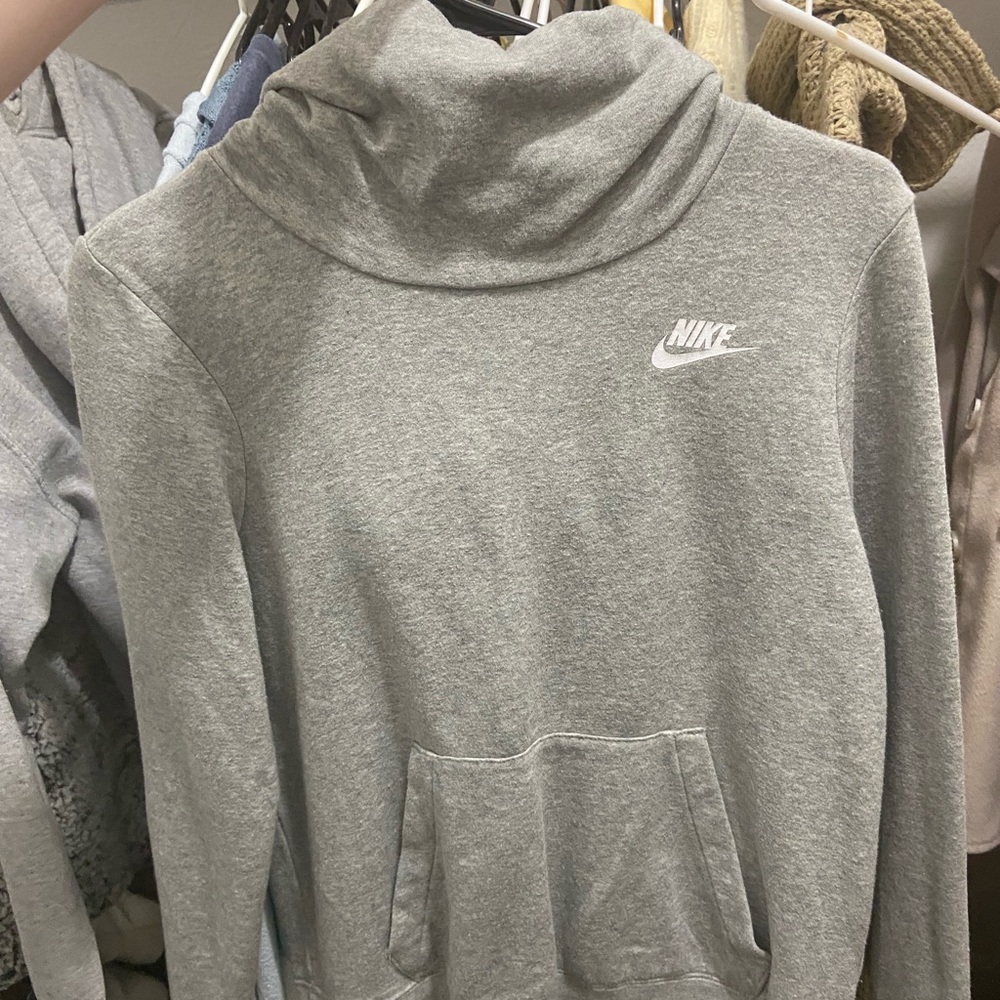 High Hood Nike Sweatshirt